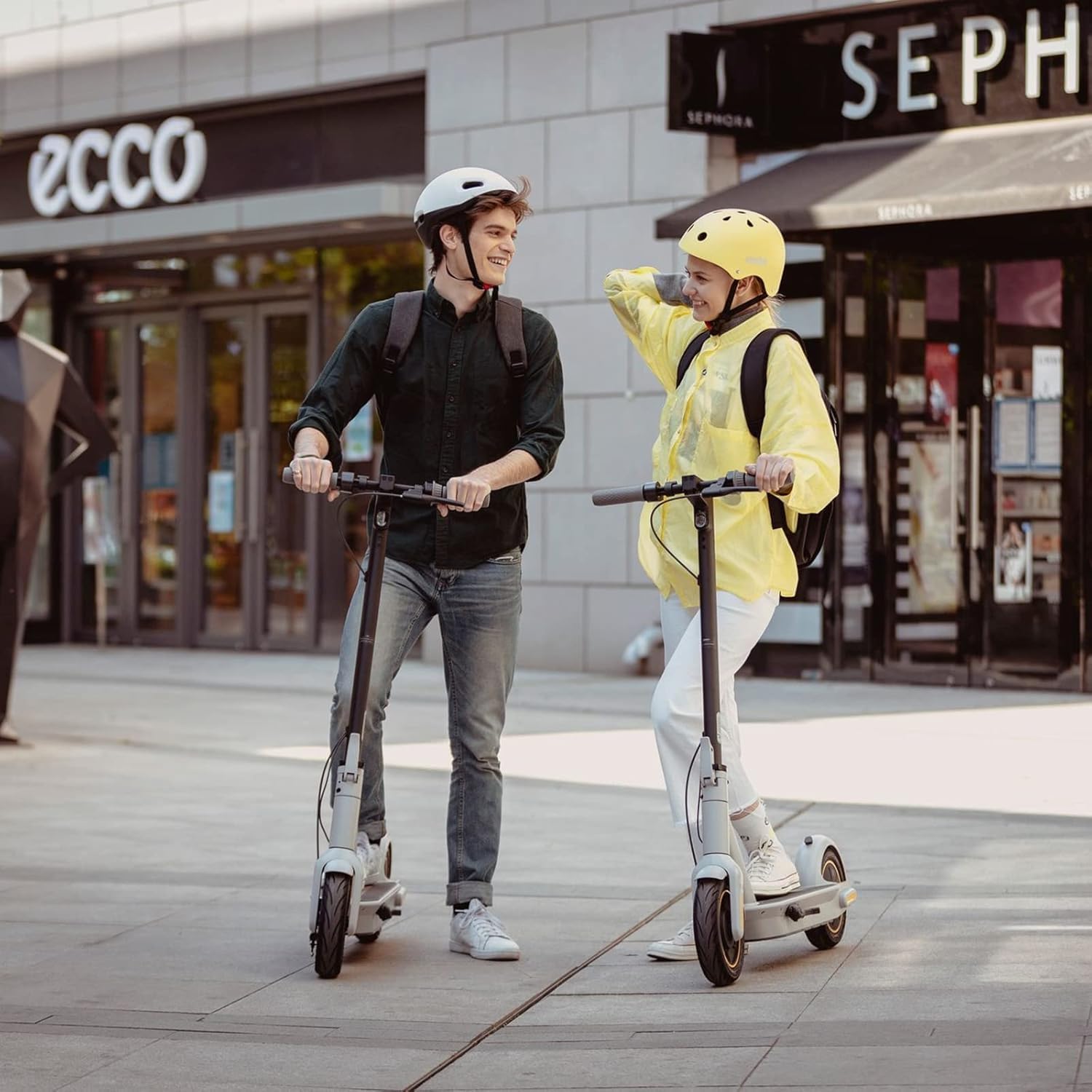 Last day sale💥Electric Pedal Scooter with Helmet